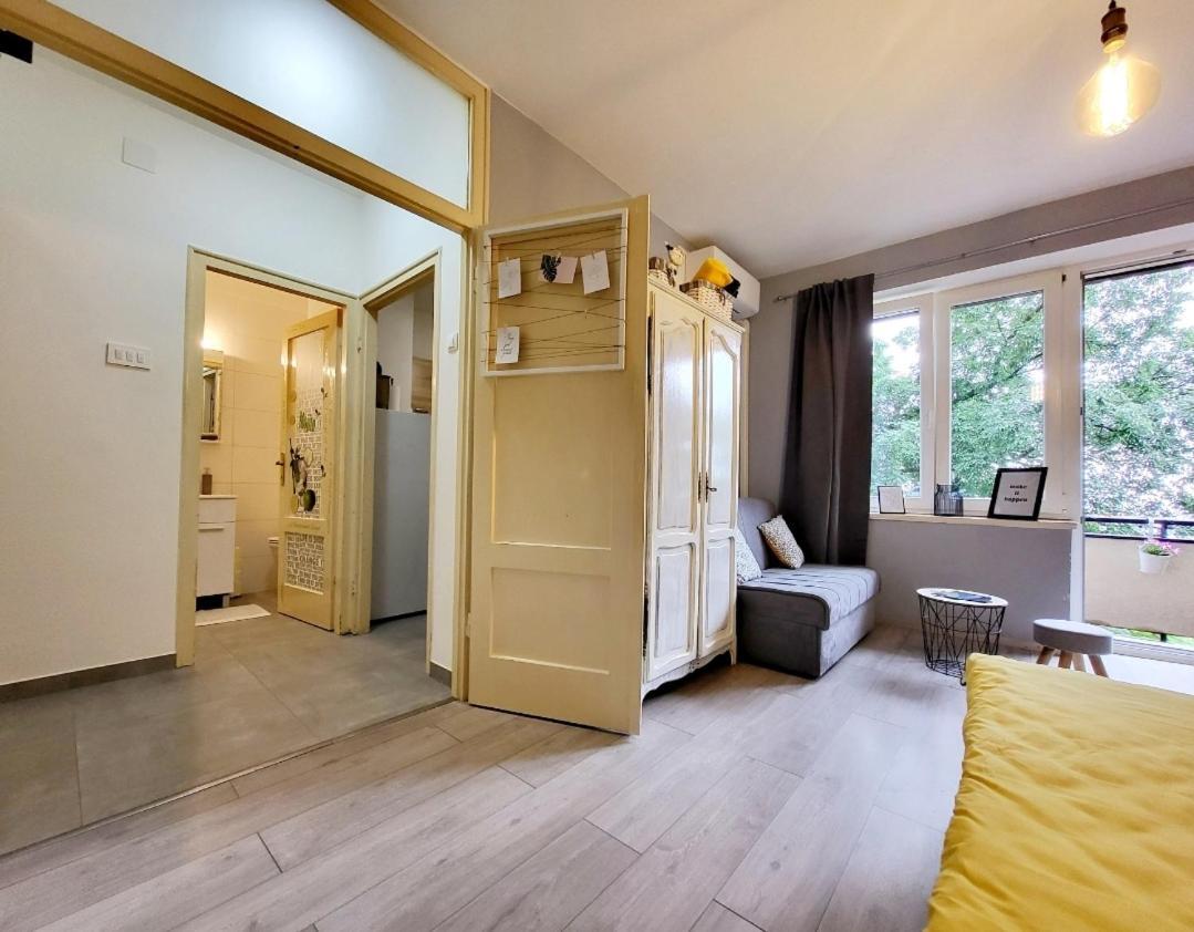 Cozy Apartment With Balcony 10 Min From The Beach Рийека Екстериор снимка
