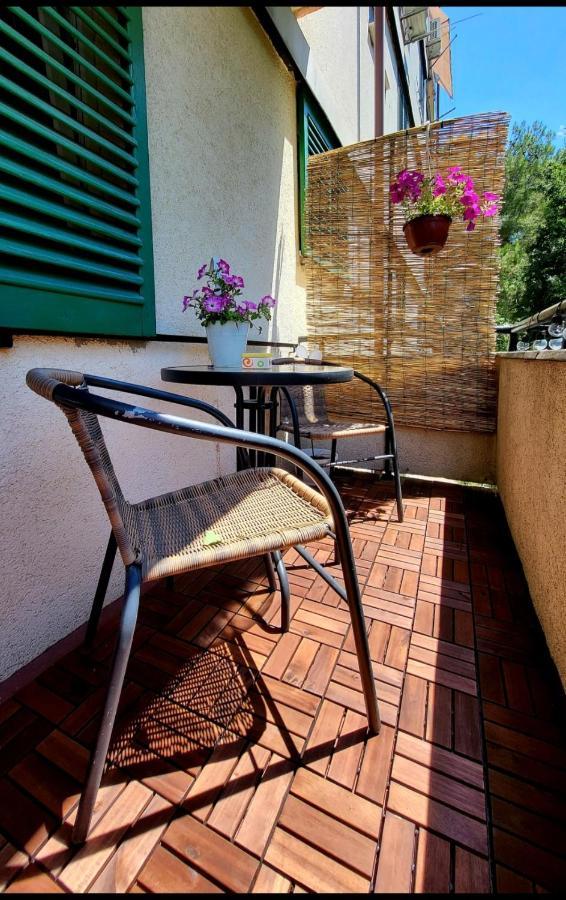 Cozy Apartment With Balcony 10 Min From The Beach Рийека Екстериор снимка